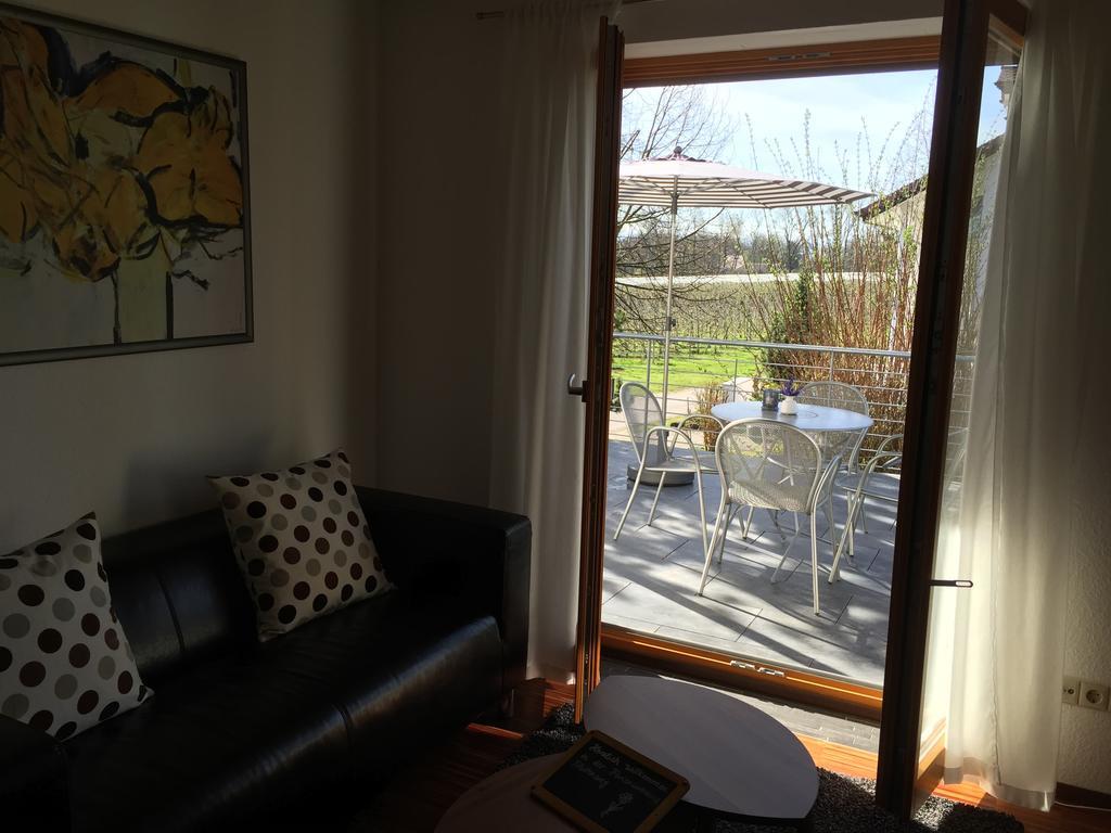 Ferienwohnung Bluetenweg Kluftern Φριντρισχάφεν Δωμάτιο φωτογραφία